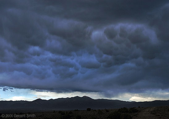 Mammatus (type) clouds over Taos valley