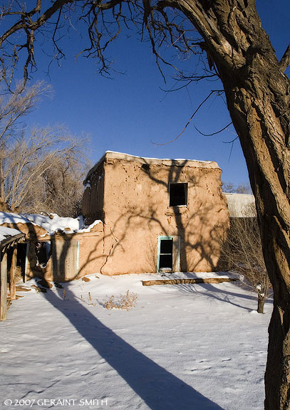 Old adobe in Ranchos de Taos