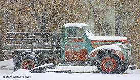 2009 December 04, It's snowing in Taos, NM