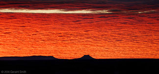 2007 January 05, Cerro Pedernal Sunset across the mesa west of Taos