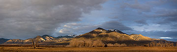 2014 January 22, Evening light on Taos mountain