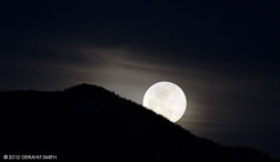 2012 May 08, Super moon rise over te Sangre de Cristo mountains, New Mexico