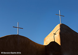 2014 October 26: New Mexicana ... adobe church and crosses