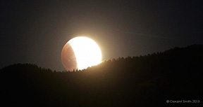 2015 September 28: The Luna eclipse as it rose over the Sangre de Cristos, in San Cristobal, NM