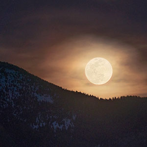 Hello spring! Sangre De Cristo mountain moon rise.