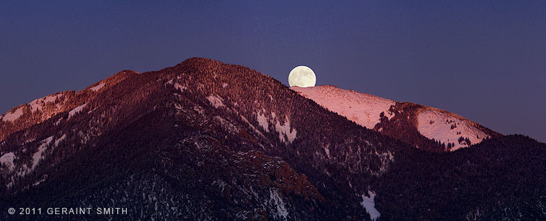 Back to the mountain ... Pueblo Peak adorned by the moon november 9th 2011