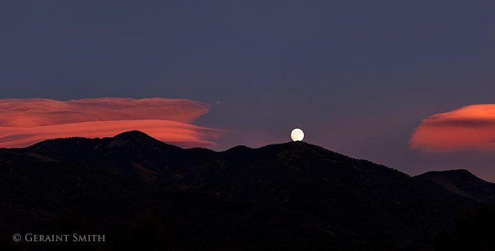 hunter's moon nearly full san cristobal new mexico
