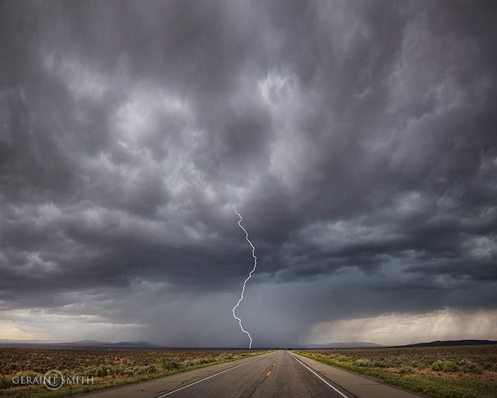 Highway lightning strike, Hondo Mesa