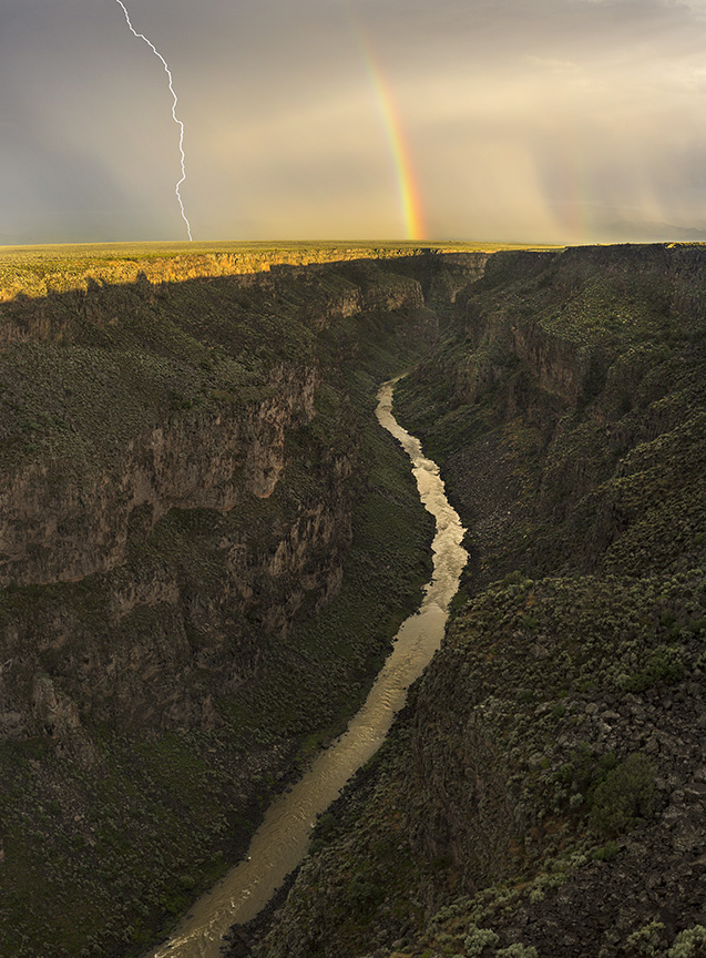rio grande gorge rainbow lightning 0827