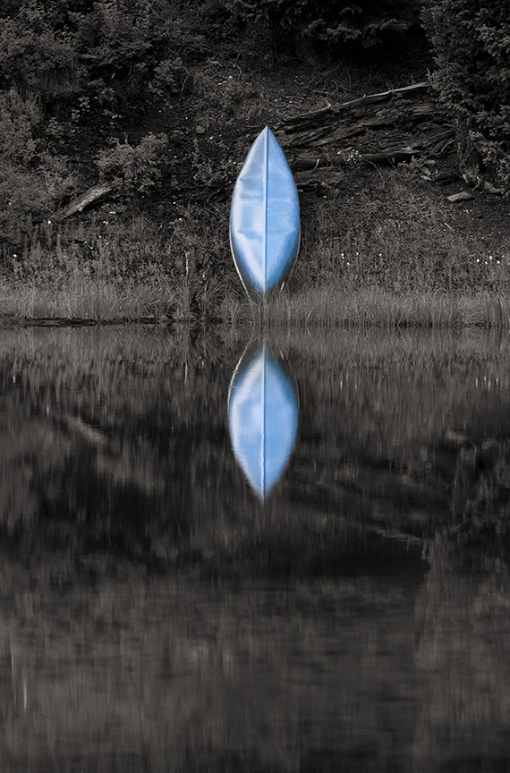 blue canoe 9360