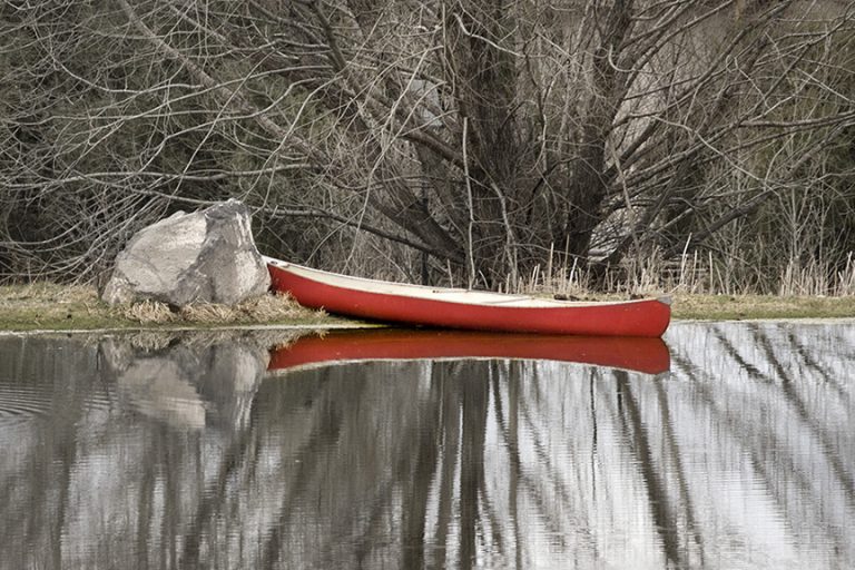 red canoe 3347