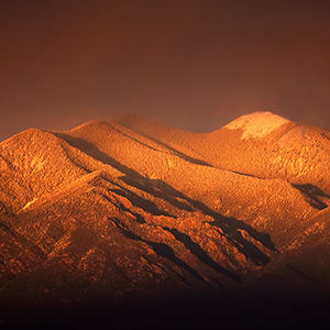 Taos Mountain Light