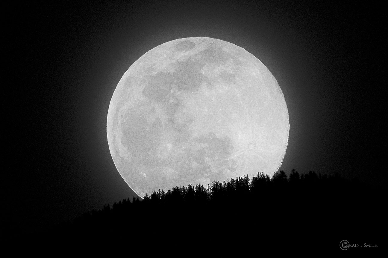 Full moon rise Sangre de Cristo foothills