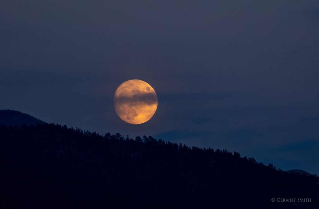 Harvest Moon rise, San Cristobal, NM
