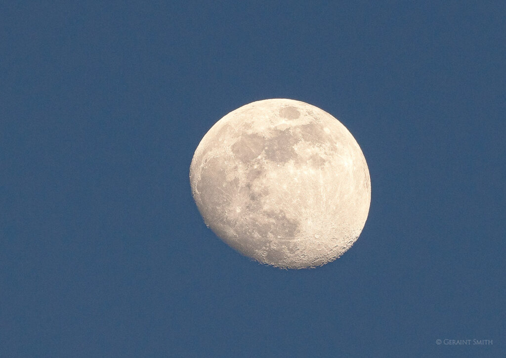 Waxing moon, San Cristobal