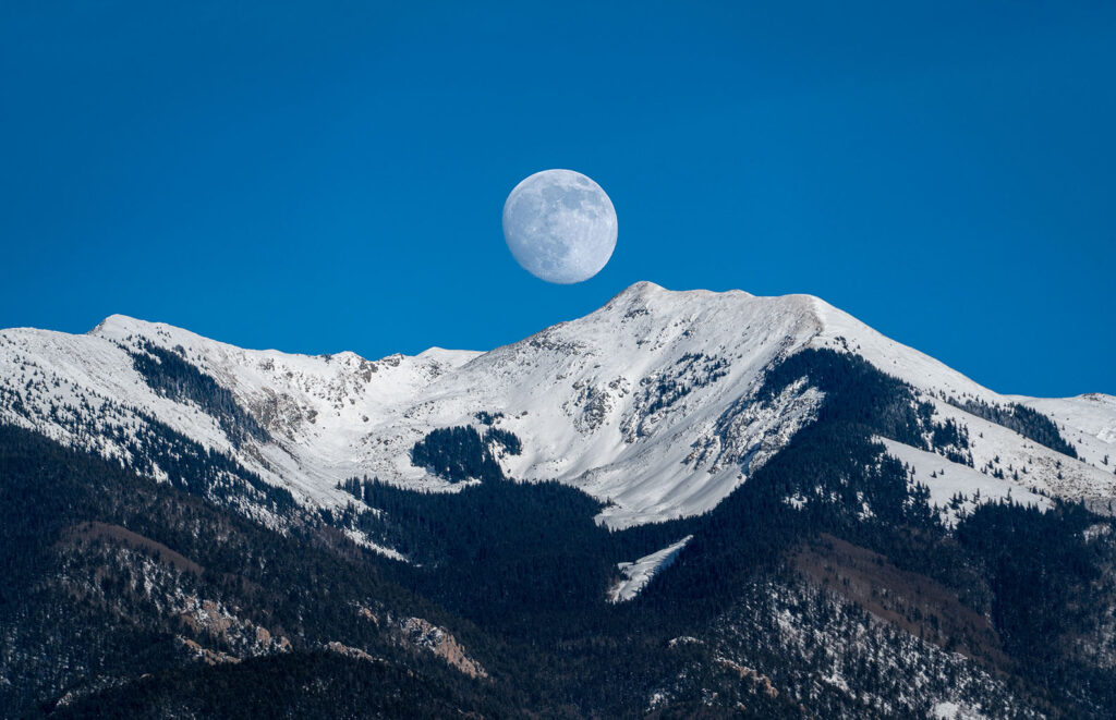 Mountain Clouds, Snow, Moon. 12-03-2025 Vallecito mountain moonrise