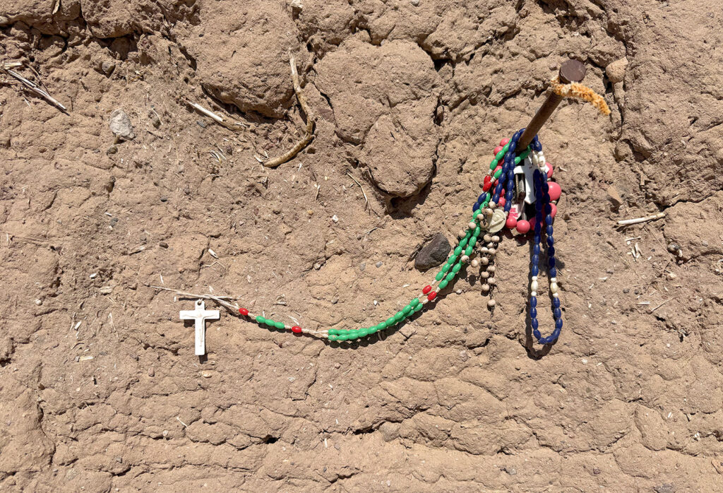 Santa Rosa de Lima, rosary beads.
